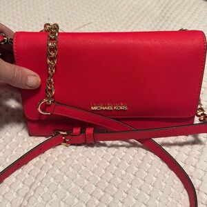 New Michael, Kors, Crossbody, zippy, convertible, red leather gold hardware bag